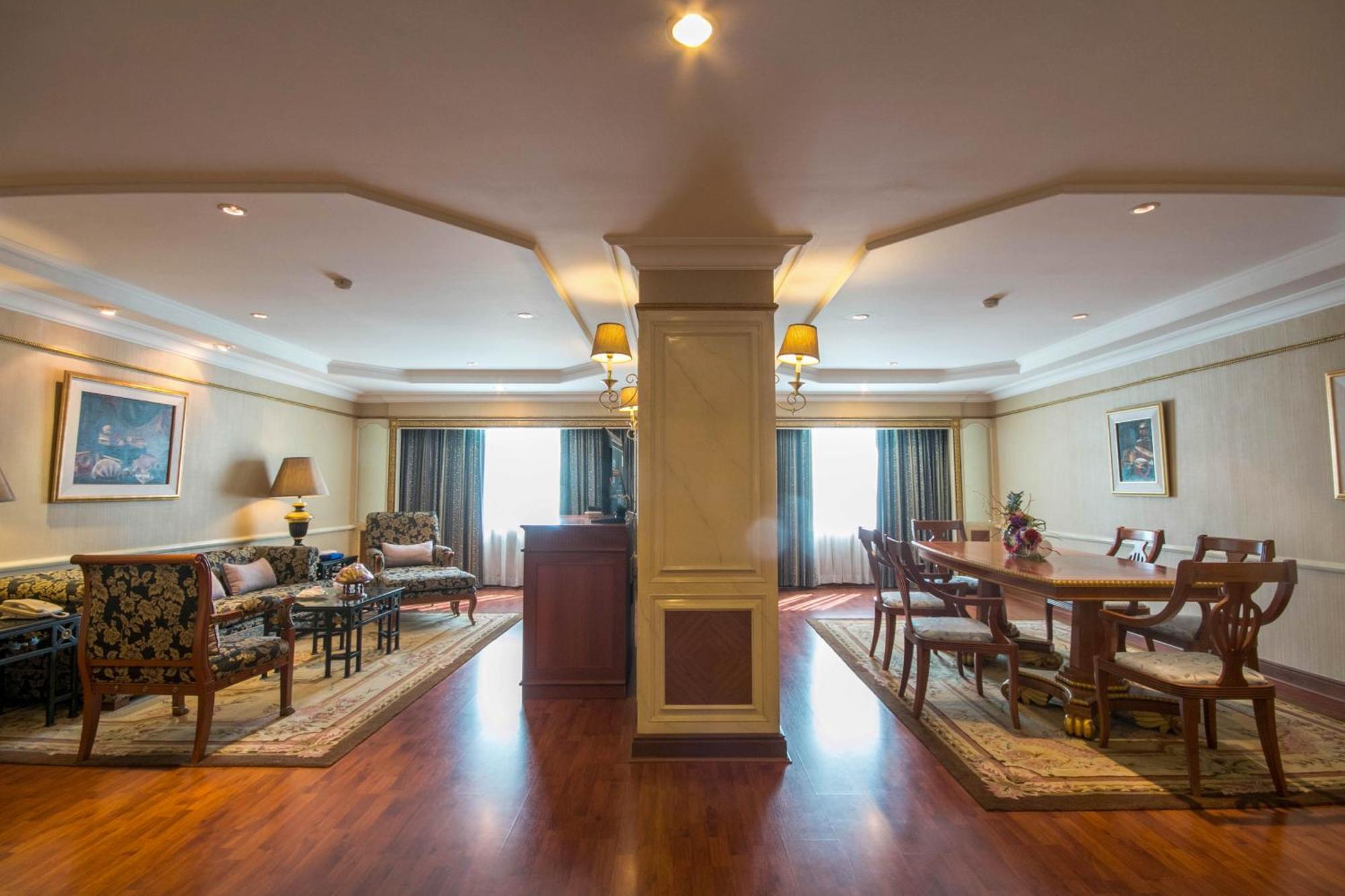 Golden Tulip Sovereign Hotel Bangkok Eksteriør bilde